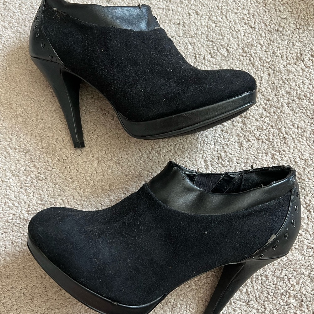 Chic Black Women's Heels